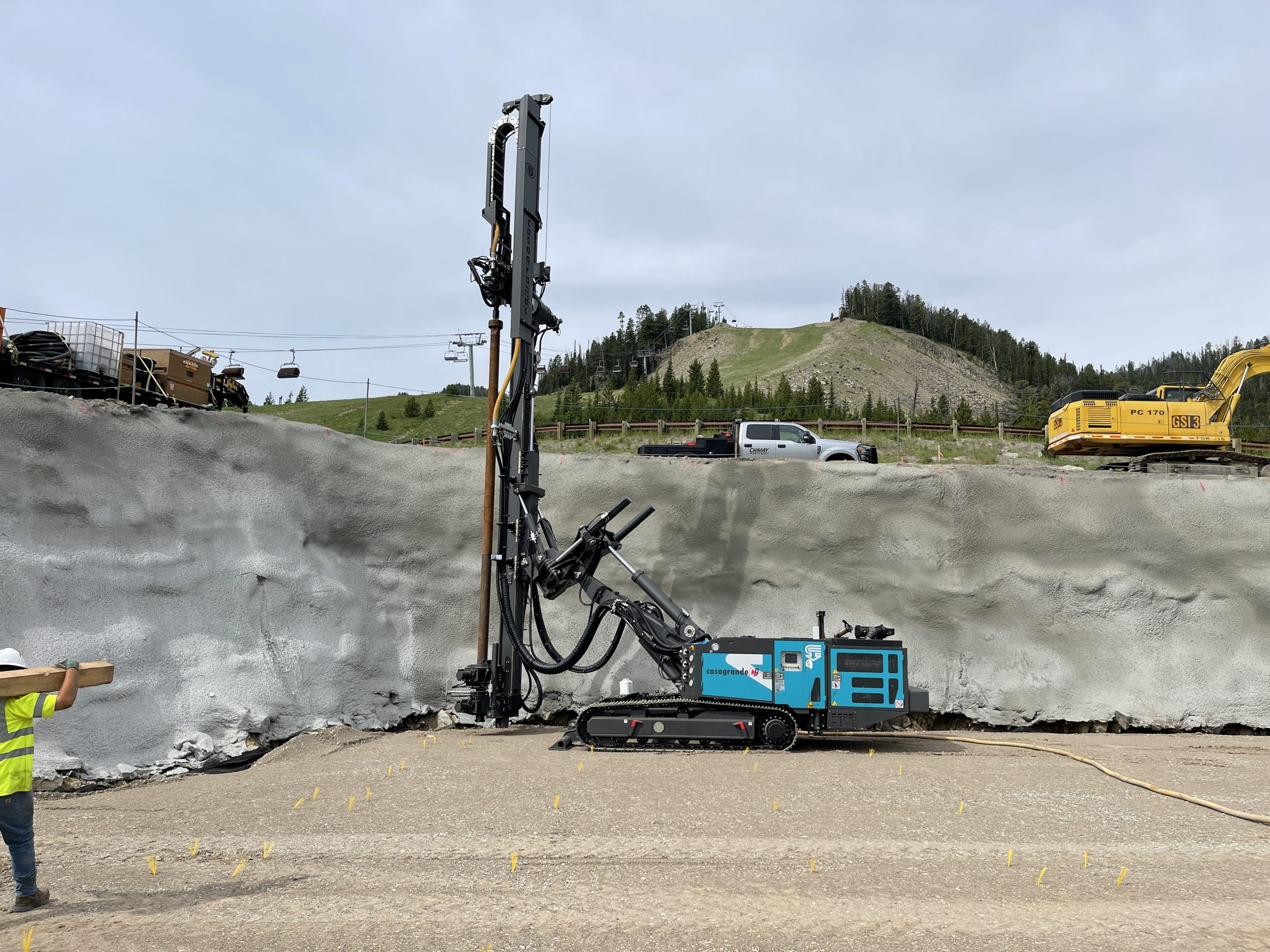 Casing Drill for Soil Nail Wall Installation
