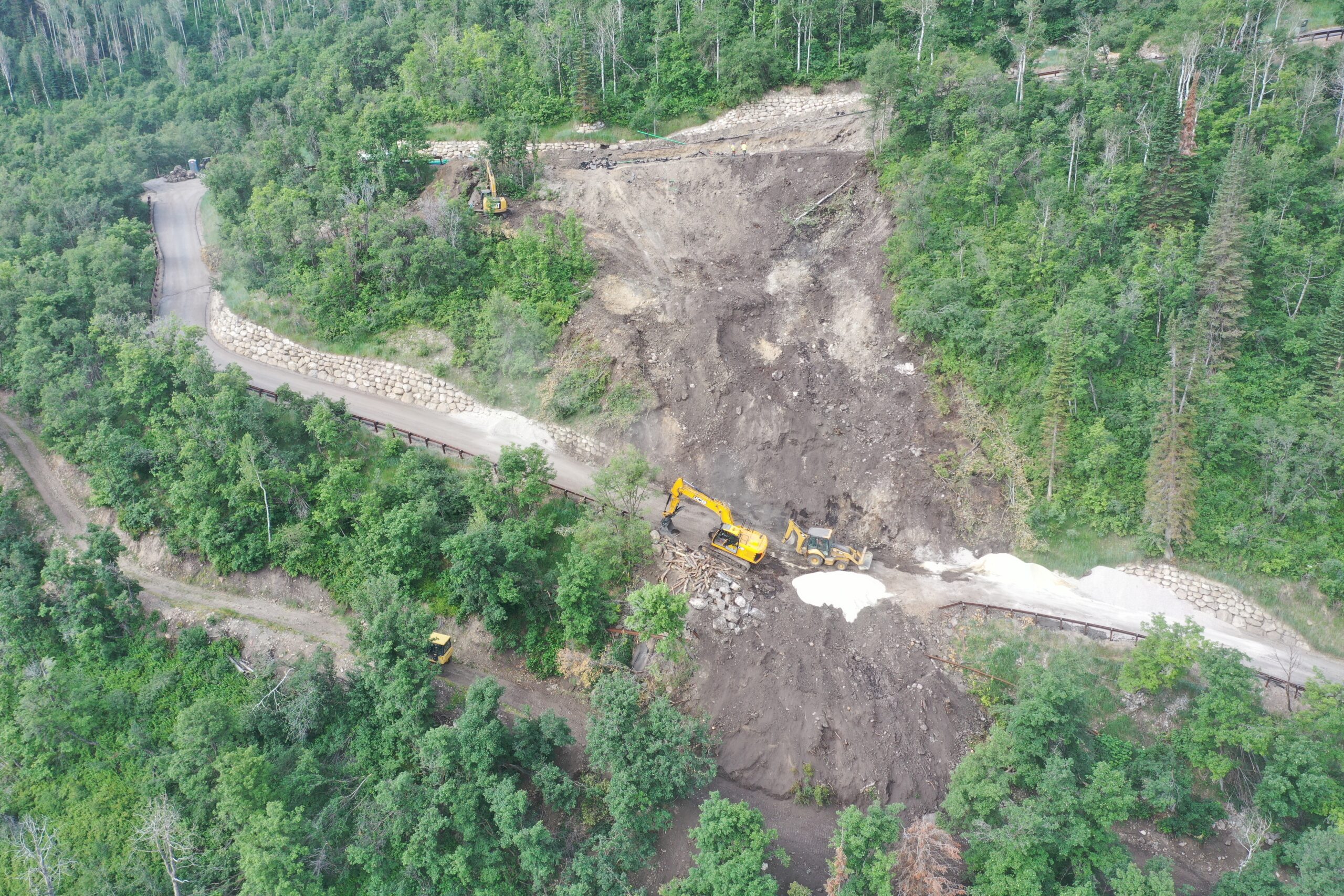 Landslide destroyed road