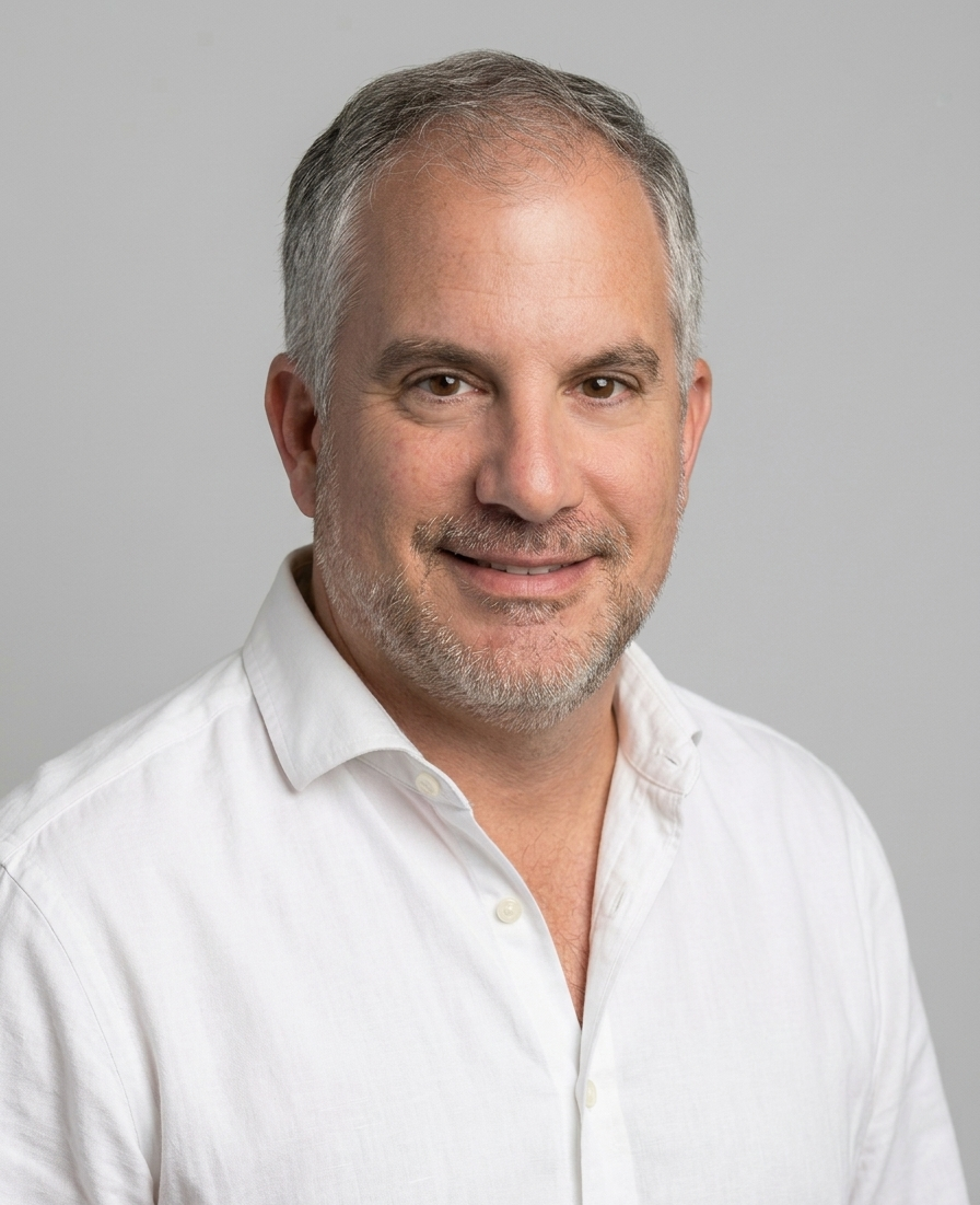 Barry Snyder headshot