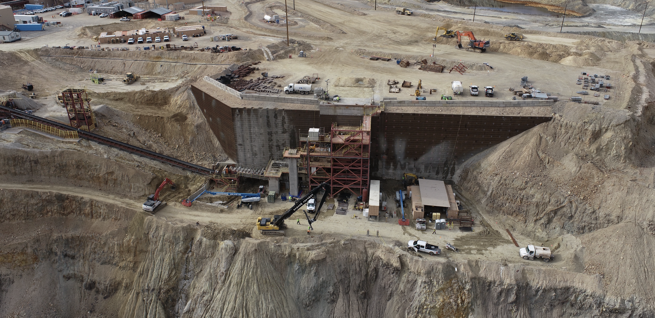Aerial view of MSE wall stabilization.